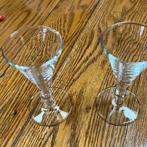 Vintage stemmed clear glassware.  Two glasses measuring approximately 5”. - Picture 1 of 5